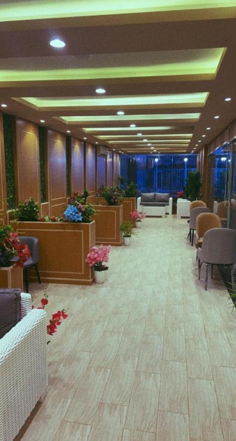 فندق ادوماتو Adomato Hotel Dawmat al-Jandal Экстерьер фото